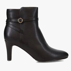 Elegant Black Ankle Boots